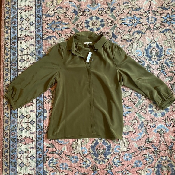 Madewell Tops - Madewell silk blouse NWT, size small